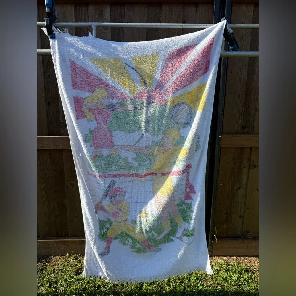 VTG 50's 60's Graphic Novelty Beach Towel Summer Sun Sports  54
